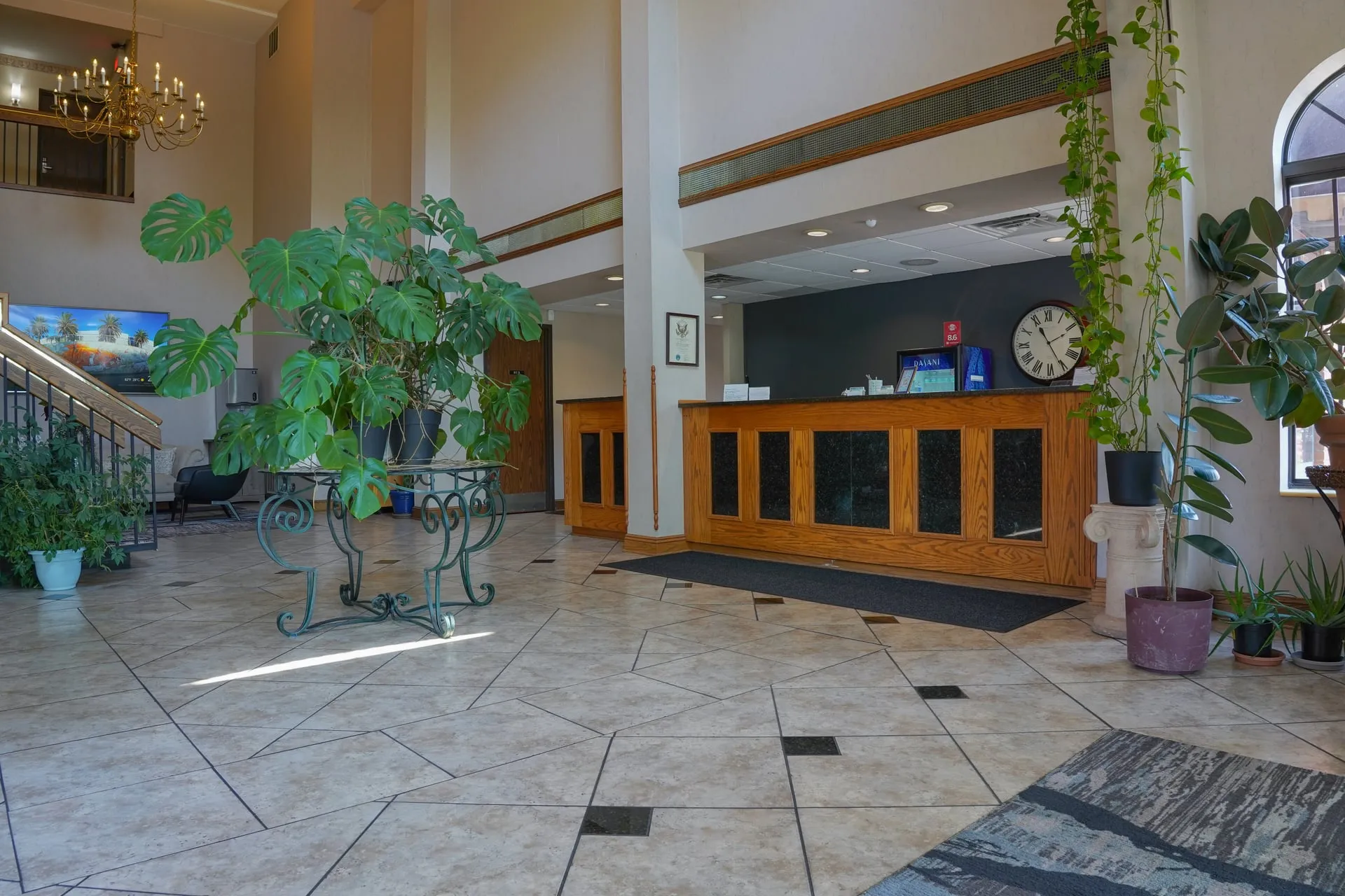 Front desk at South Shore Inn