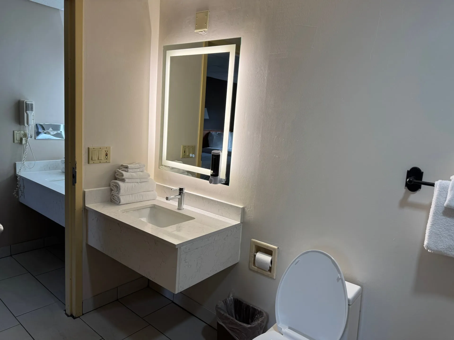 Two Room Suite - Vanity at South Shore Inn Sandusky
